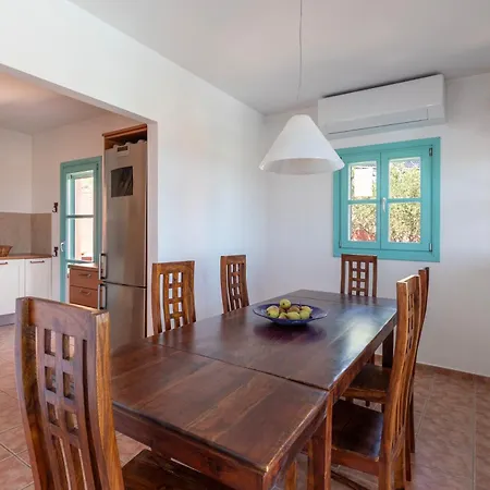 Malia, Eco-chic, Tranquility, Sea Views & Luxury Cycladic Island Escape Willa