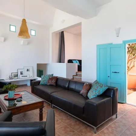 Malia, Eco-chic, Tranquility, Sea Views & Luxury Cycladic Island Escape Willa Tálanda