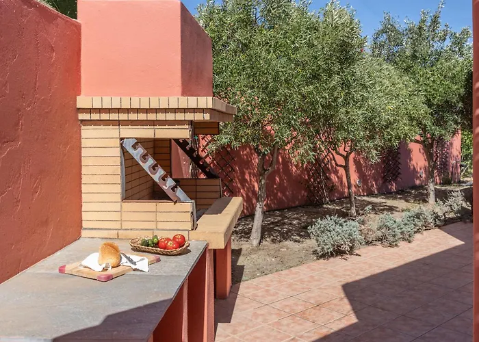 Villa Malia, Eco-chic, Tranquility, Sea Views & Luxury Cycladic Island Escape *